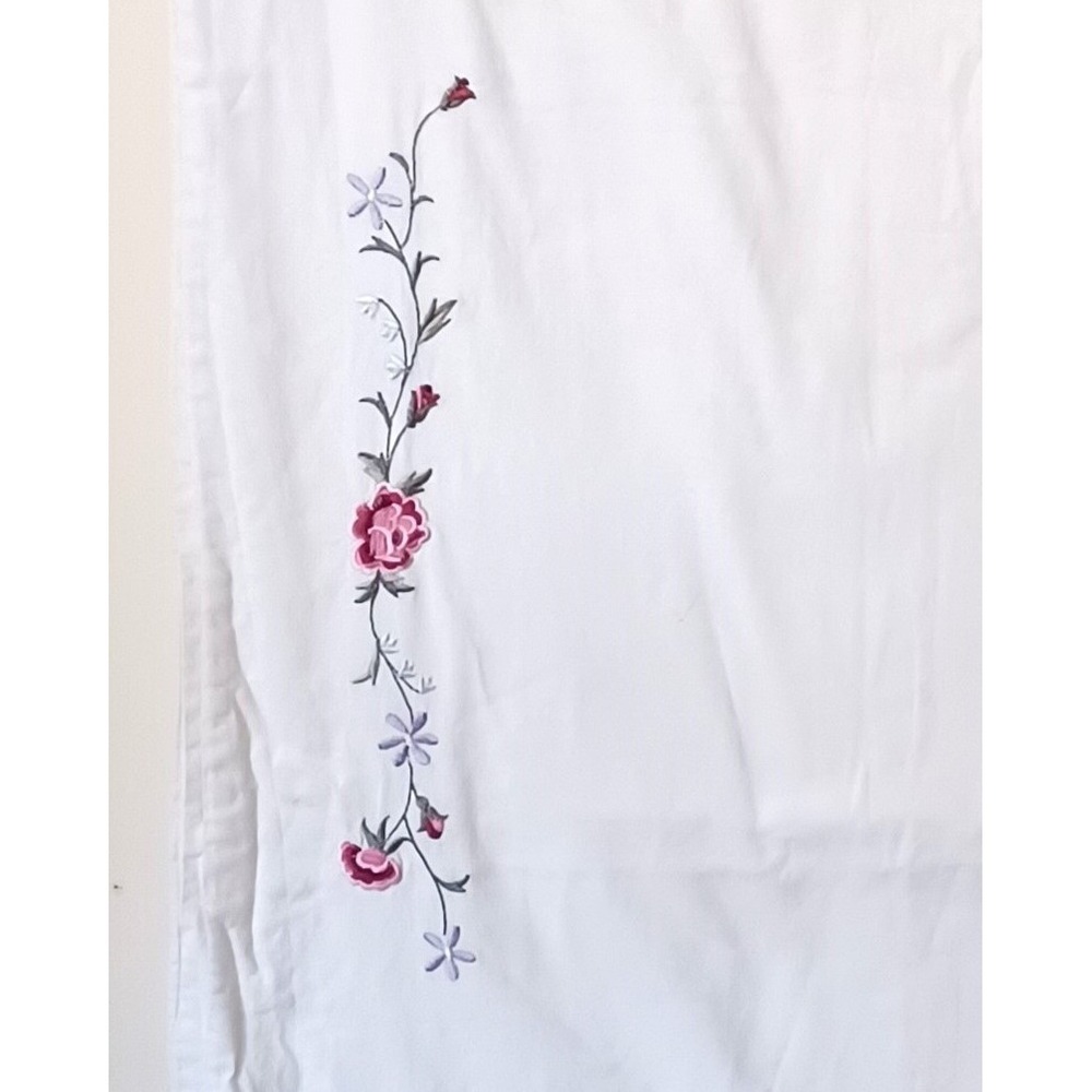 Floral Embroidered Valance Curtain JC Penney Cottage Farmhouse 18x84 White - Picture 2 of 7